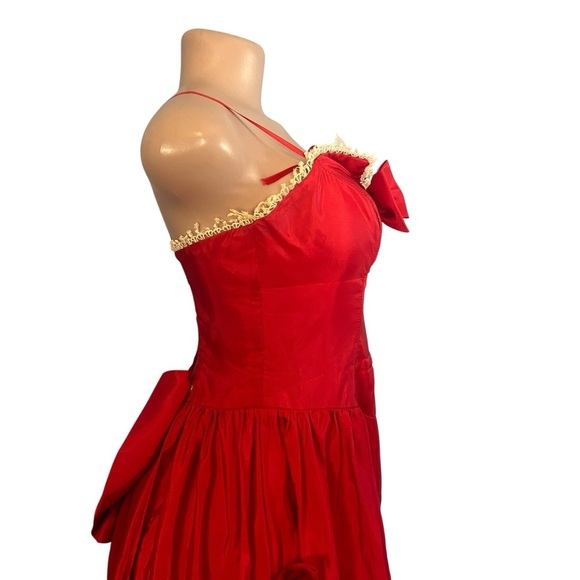 Vintage Alfred Angelo Flirtations Red Southern Belle Lace Tiered Prom Dress - Picture 6 of 14